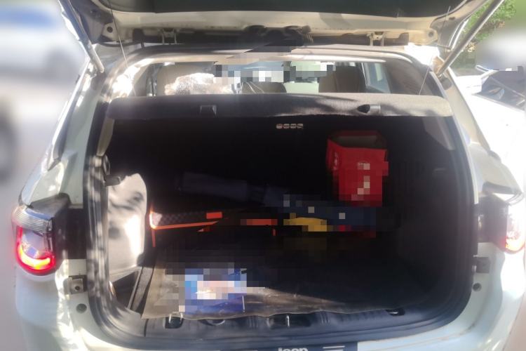 Used Jeep Compass 2017 200T Automatic Family Edition Trunk