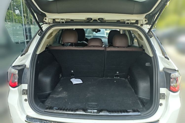 Used Jeep Compass 2017 200T Automatic Enjoyment Edition Trunk