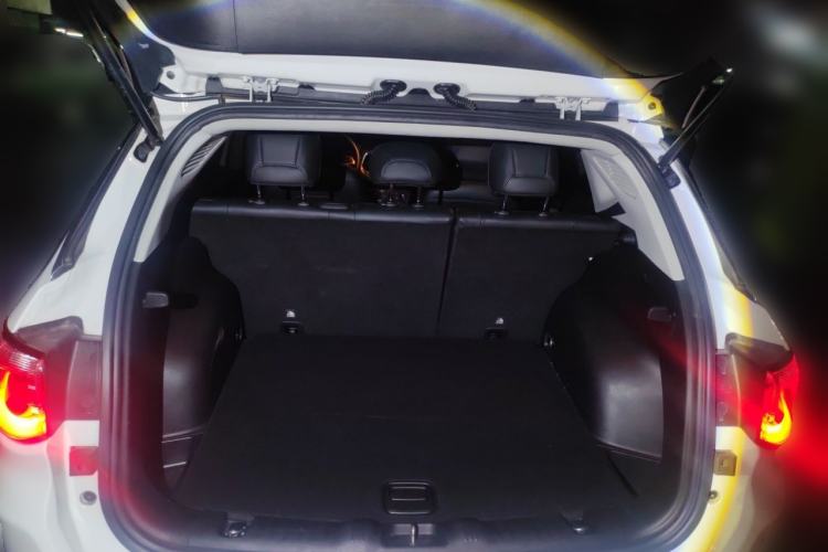 Used Jeep Compass 2017 200T Automatic Family Edition Trunk