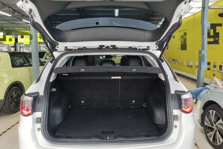 Used Jeep Compass 2017 200T Automatic Family Edition Trunk