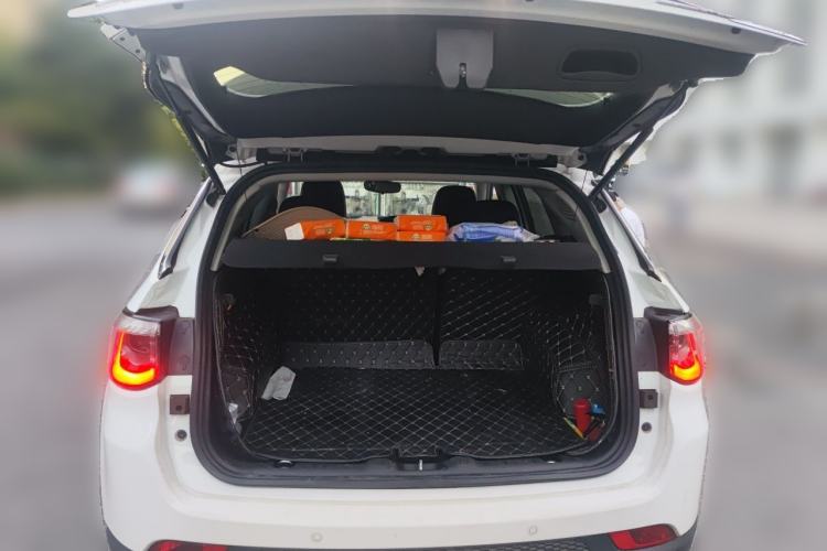 Used Jeep Compass 2017 200T Automatic Family Edition Trunk