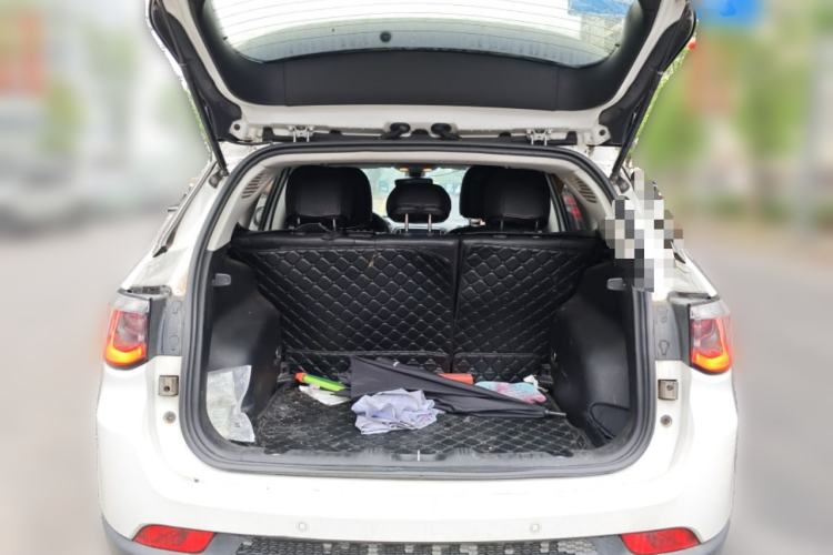 Used Jeep Compass 2017 200T Automatic Comfort Edition Trunk