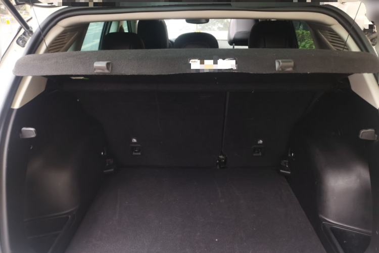 Used Jeep Compass 2017 200T Automatic Family Edition Trunk
