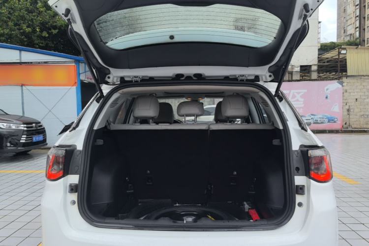 Used Jeep Compass 2017 200T Automatic Family Edition Trunk