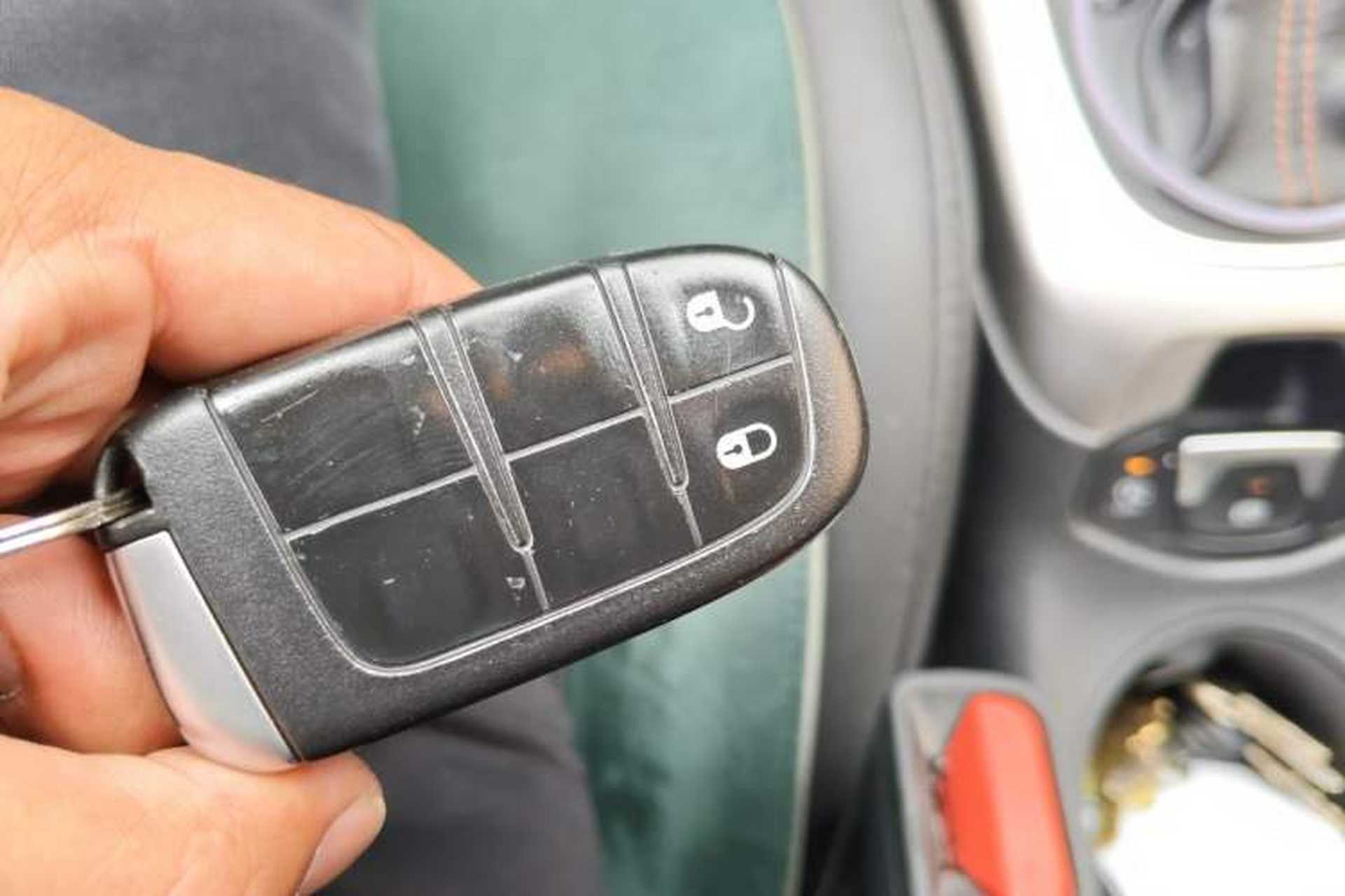 Used Jeep Compass 2017 200T Automatic Family Edition Vehicle Key