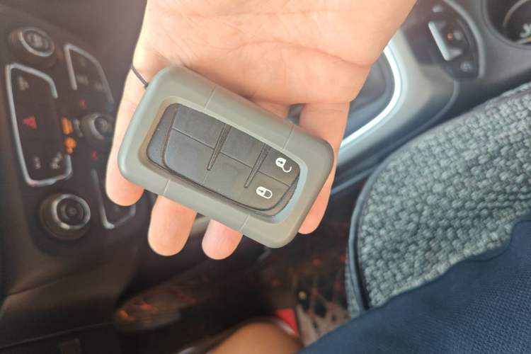 Used Jeep Compass 2017 200T Automatic Family Edition Vehicle Key