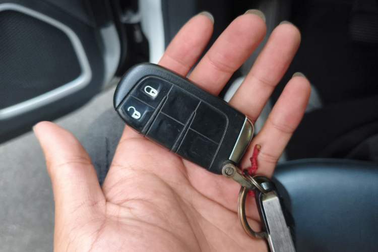 Used Jeep Compass 2017 200T Automatic Family Edition Vehicle Key