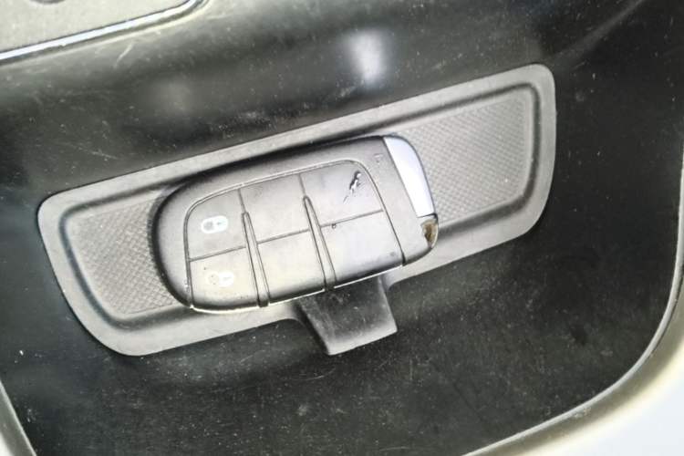 Used Jeep Compass 2017 200T Automatic Family Edition Vehicle Key