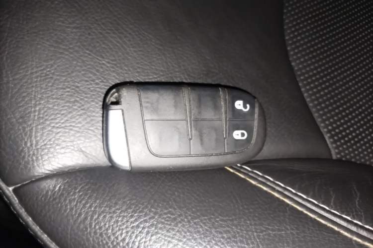Used Jeep Compass 2017 200T Automatic Family Edition Vehicle Key