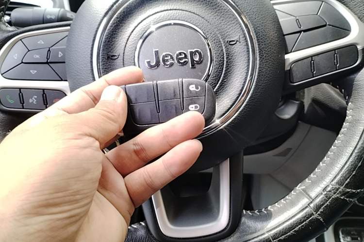 Used Jeep Compass 2017 200T Automatic Family Edition Vehicle Key