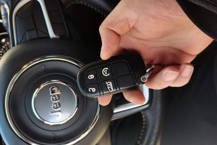 Used Jeep Compass 2017 200T Automatic Family Edition Vehicle Key
