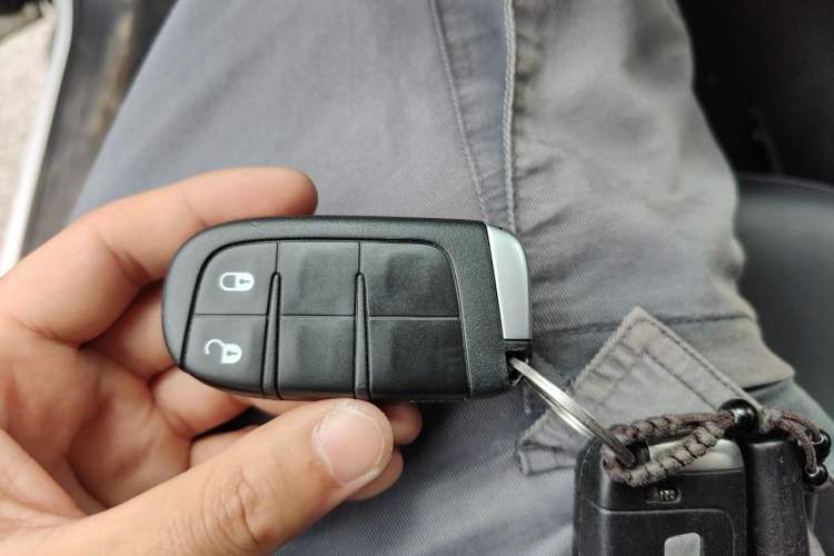 Used Jeep Compass 2017 200T Automatic Family Edition Vehicle Key
