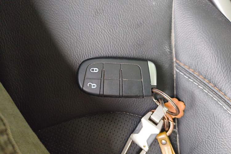 Used Jeep Compass 2017 200T Automatic Family Edition Vehicle Key