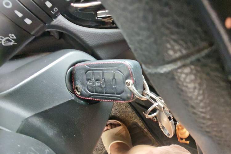 Used Jeep Compass 2017 200T Automatic Enjoyment Version Vehicle Key