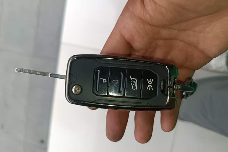 Used Jeep Compass 2017 200T Automatic Enjoyment Version Vehicle Key