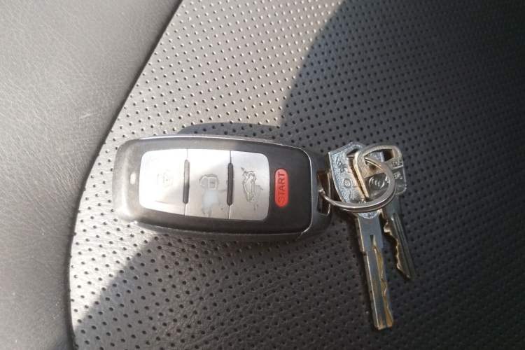 Used Jeep Compass 2017 200T Automatic Family Edition Vehicle Key