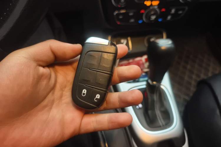 Used Jeep Compass 2017 200T Automatic Enjoyment Version Vehicle Key