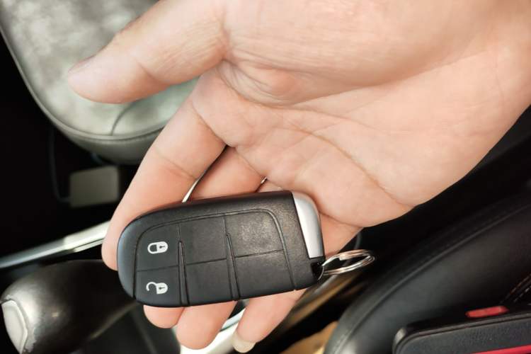 Used Jeep Compass 2017 200T Automatic Family Edition Vehicle Key