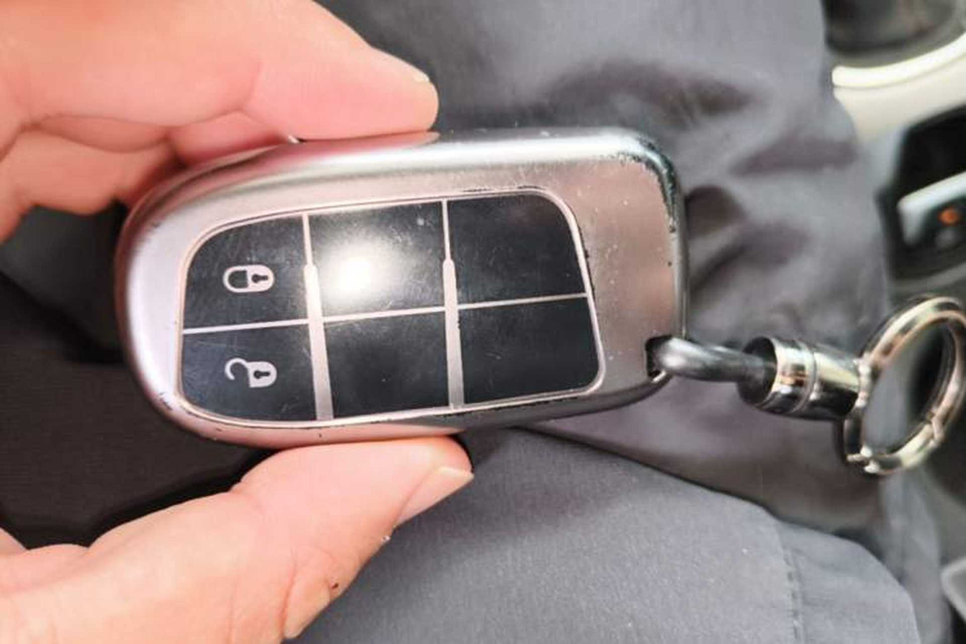 Used Jeep Compass 2017 200T Automatic Family Edition Vehicle Key