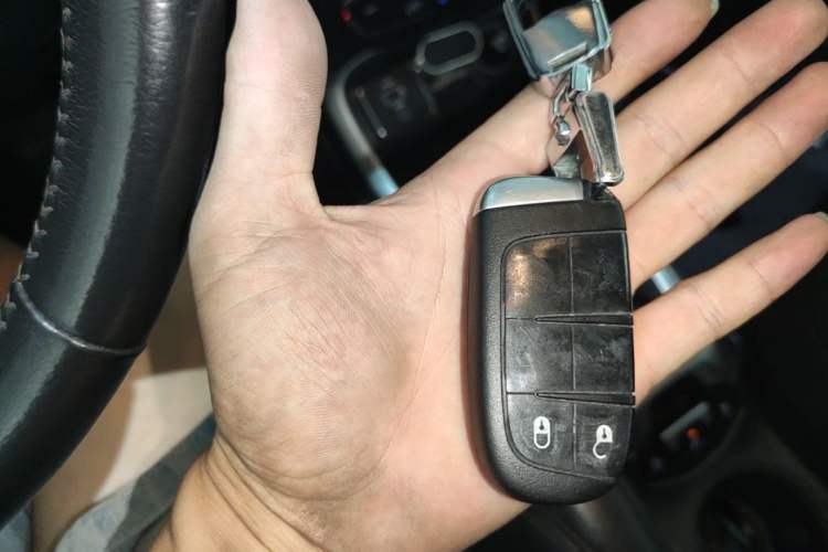 Used Jeep Compass 2017 200T Automatic Family Edition Vehicle Key