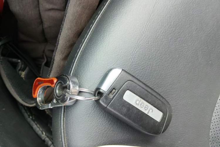 Used Jeep Compass 2017 200T Automatic Family Edition Vehicle Key