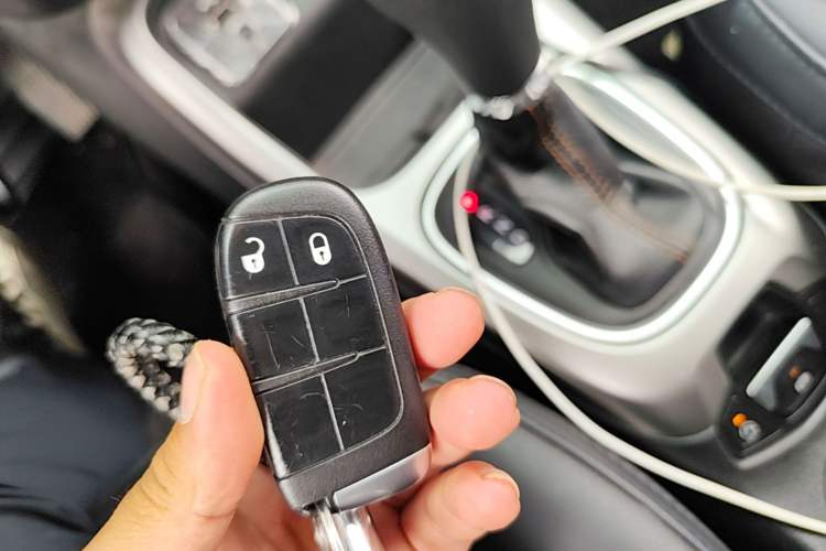 Used Jeep Compass 2017 200T Automatic Family Edition Vehicle Key