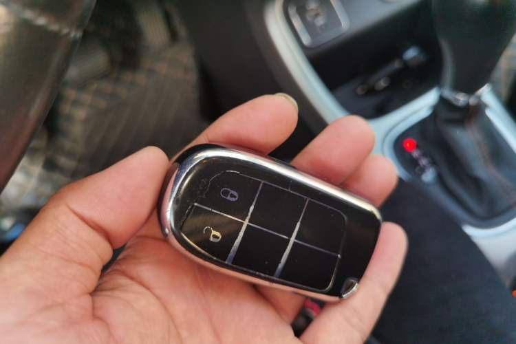 Used Jeep Compass 2017 200T Automatic Family Edition Vehicle Key