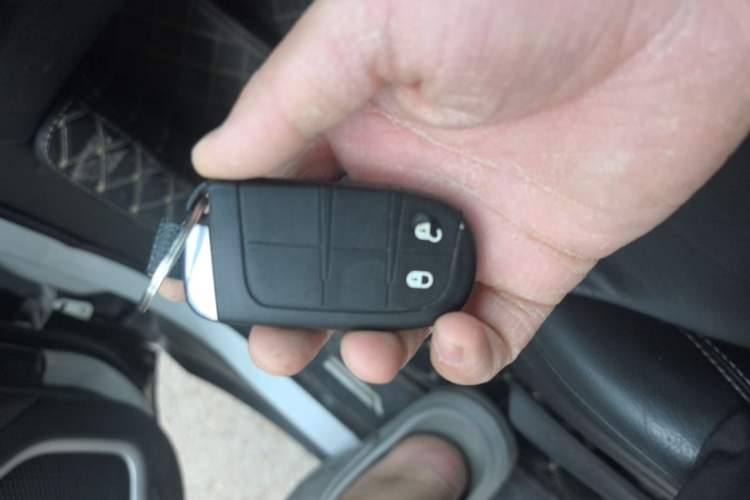 Used Jeep Compass 2017 200T Automatic Family Edition Vehicle Key