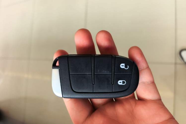 Used Jeep Compass 2017 200T Automatic Family Edition Vehicle Key