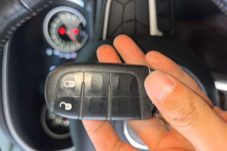 Used Jeep Compass 2017 200T Automatic Family Edition Vehicle Key