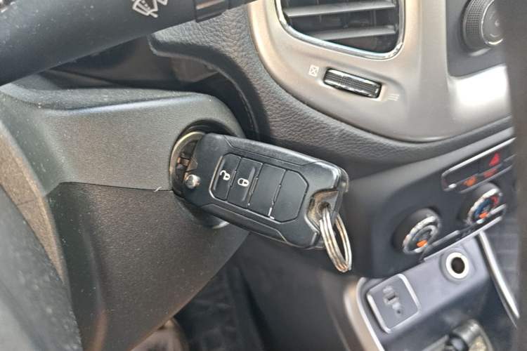 Used Jeep Compass 2017 200T Automatic Enjoyment Edition Vehicle Key