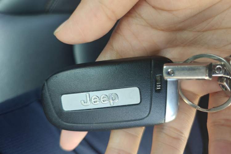 Used Jeep Compass 2017 200T Automatic Family Edition Vehicle Key