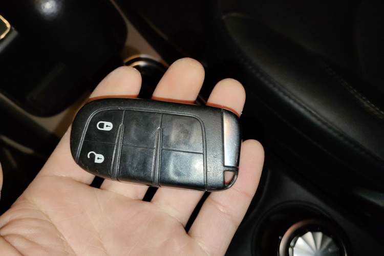 Used Jeep Compass 2017 200T Automatic Family Edition Vehicle Key