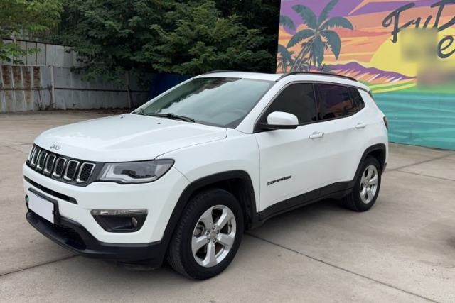 Ojetý Jeep Compass 2017 200T Automatic Family Edition