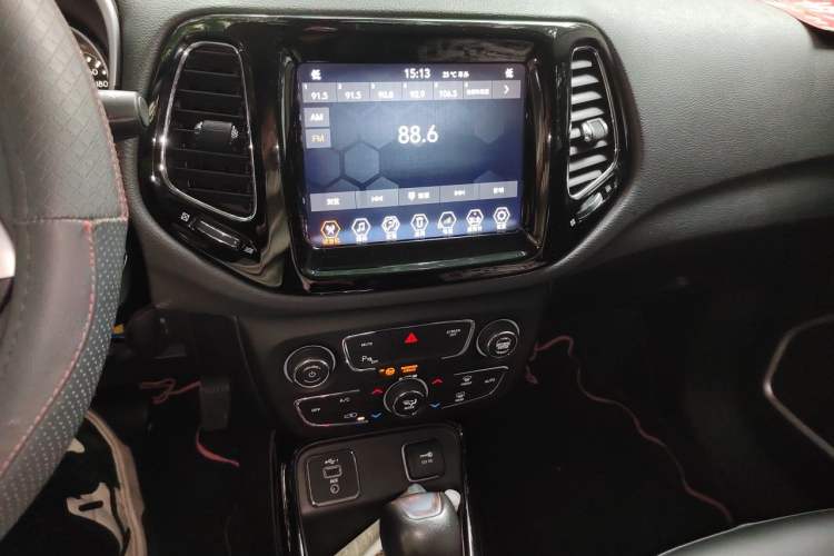 Used Jeep Compass 2019 220T Automatic Family Edition Audio And AC Panel