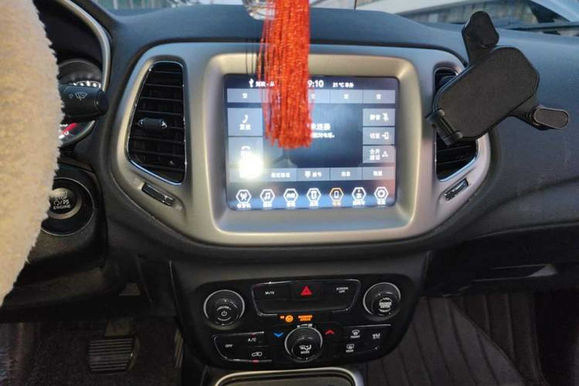 Used Jeep Compass 2019 220T Automatic Enjoyment Version Audio And AC Panel