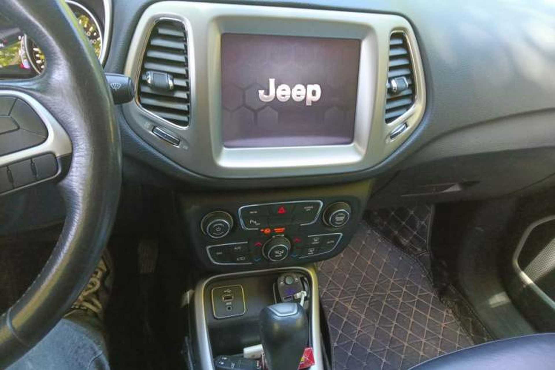 Used Jeep Compass 2019 200T Automatic Family Edition - Connected Large Screen Version Audio And AC Panel