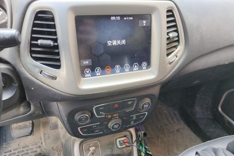 Used Jeep Compass 2019 200T Automatic Family Edition - Connected Large Screen Version Audio And AC Panel