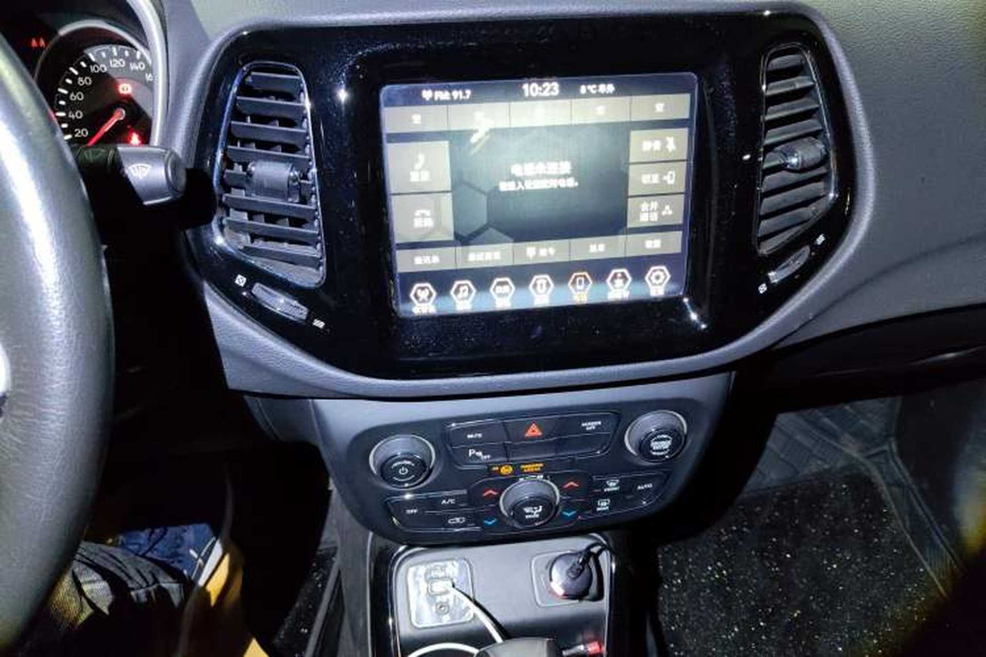 Used Jeep Compass 2019 220T Automatic Family Edition Audio And AC Panel