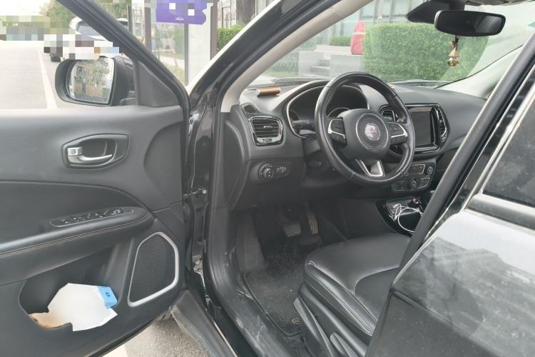 Used Jeep Compass 2019 220T Automatic Family Edition Driver Seat