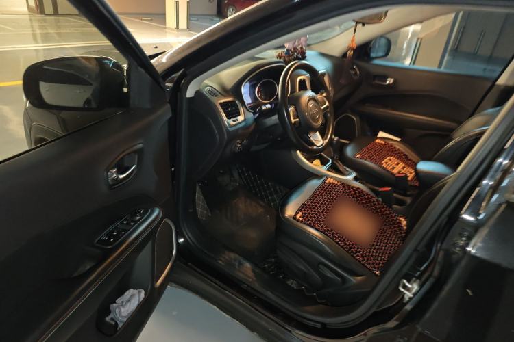 Used Jeep Compass 2019 200T Automatic Family Edition - Connected Large Screen Version Driver Seat