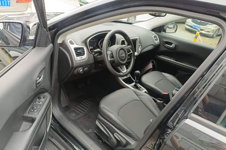 Used Jeep Compass 2019 220T Automatic Enjoyment Version Driver Seat