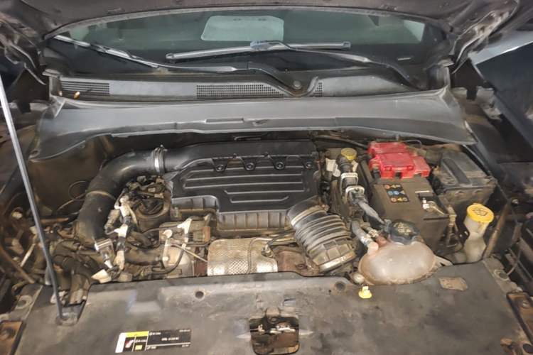 Used Jeep Compass 2019 220T Automatic Family Edition Engine Bay