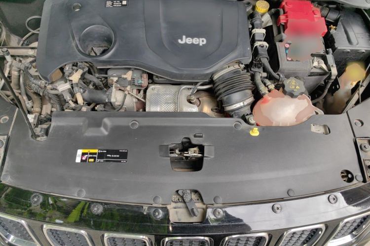 Used Jeep Compass 2019 220T Automatic Family Enjoyment Four-Wheel Drive Edition Engine Bay