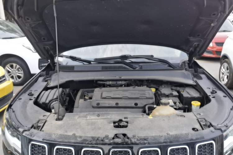 Used Jeep Compass 2019 200T Automatic Family Edition - Connected Large Screen Version Engine Bay