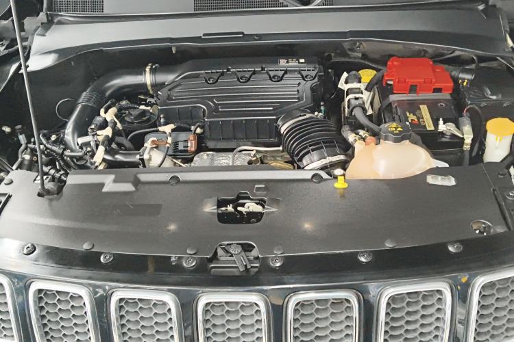 Used Jeep Compass 2019 220T Automatic Enjoyment Version Engine Bay