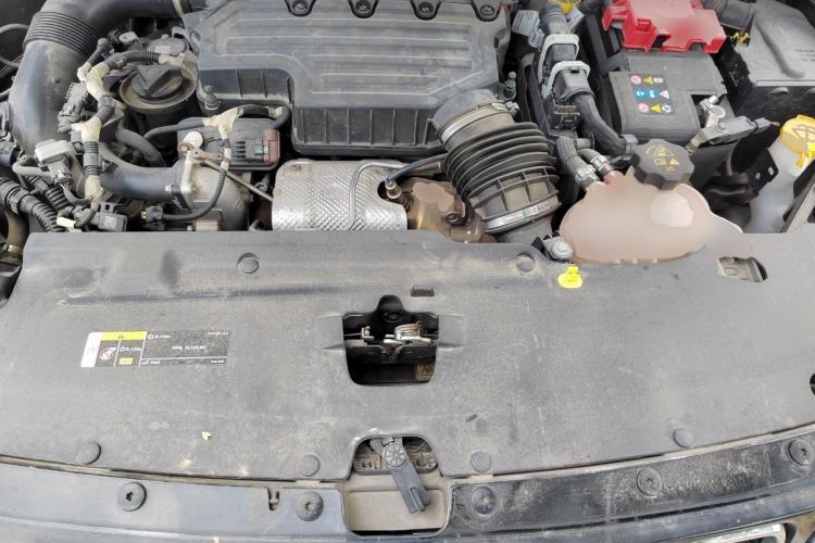 Used Jeep Compass 2019 220T Automatic Family Edition Engine Bay