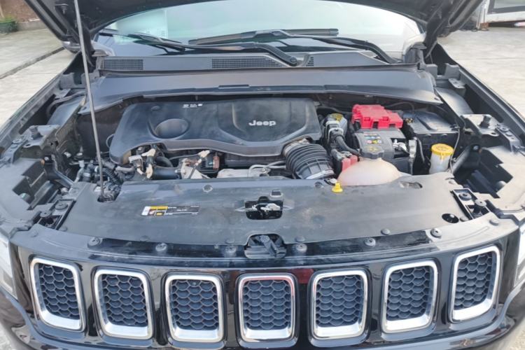 Used Jeep Compass 2019 220T Automatic Family Edition Engine Bay