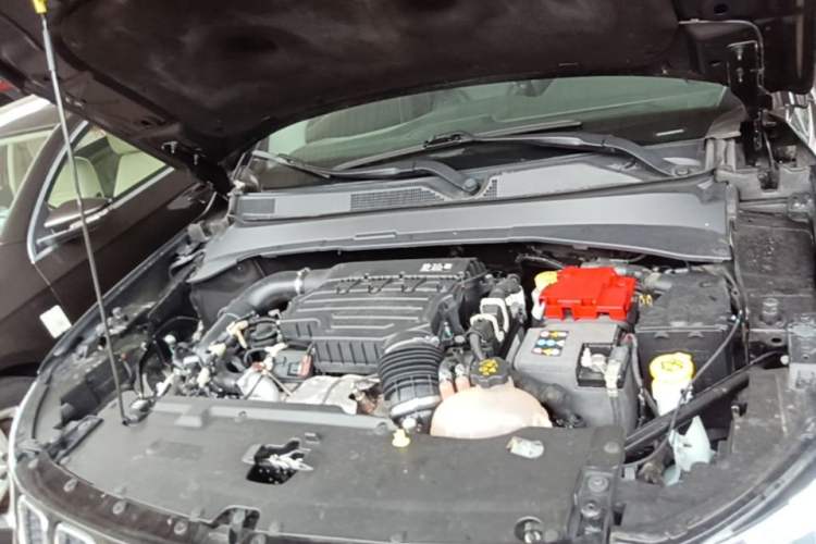 Used Jeep Compass 2019 220T Automatic Family Edition Engine Bay