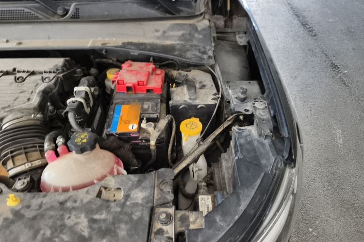 Used Jeep Compass 2019 220T Automatic Family Edition Engine Bay Left